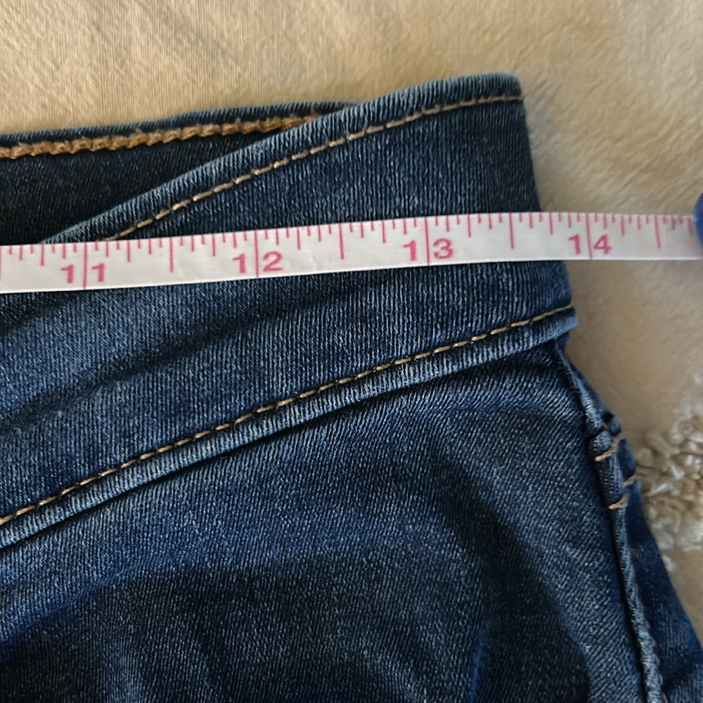 Levi’s Curvy Skinny Leg Jeans. Excellent condition! Size 27 (4) - Picture 7 of 10